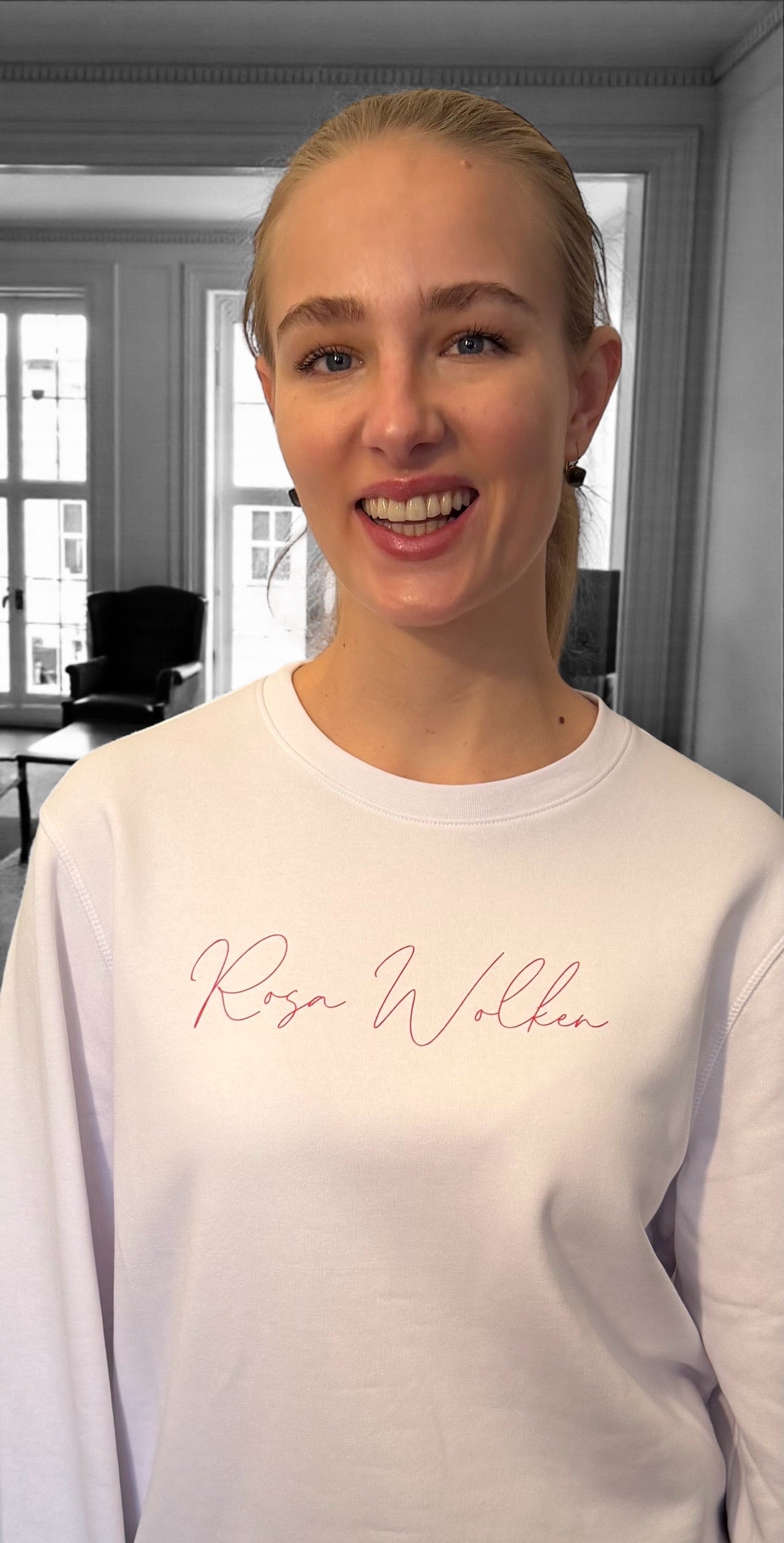 Neu! Rundhals Sweatshirt "Rosa Wolken" Farbe: weiß Druckfarbe:pink